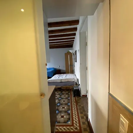 Lovely 2-bed In Barcelonas Location * Barcelone