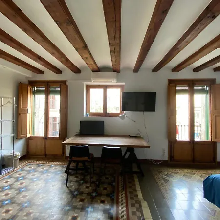 Lovely 2-bed In Barcelonas Location Appartement