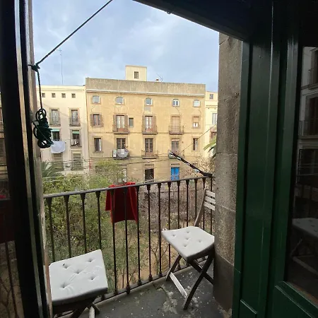 Lovely 2-bed In Barcelonas Location Apartment Barcelona
